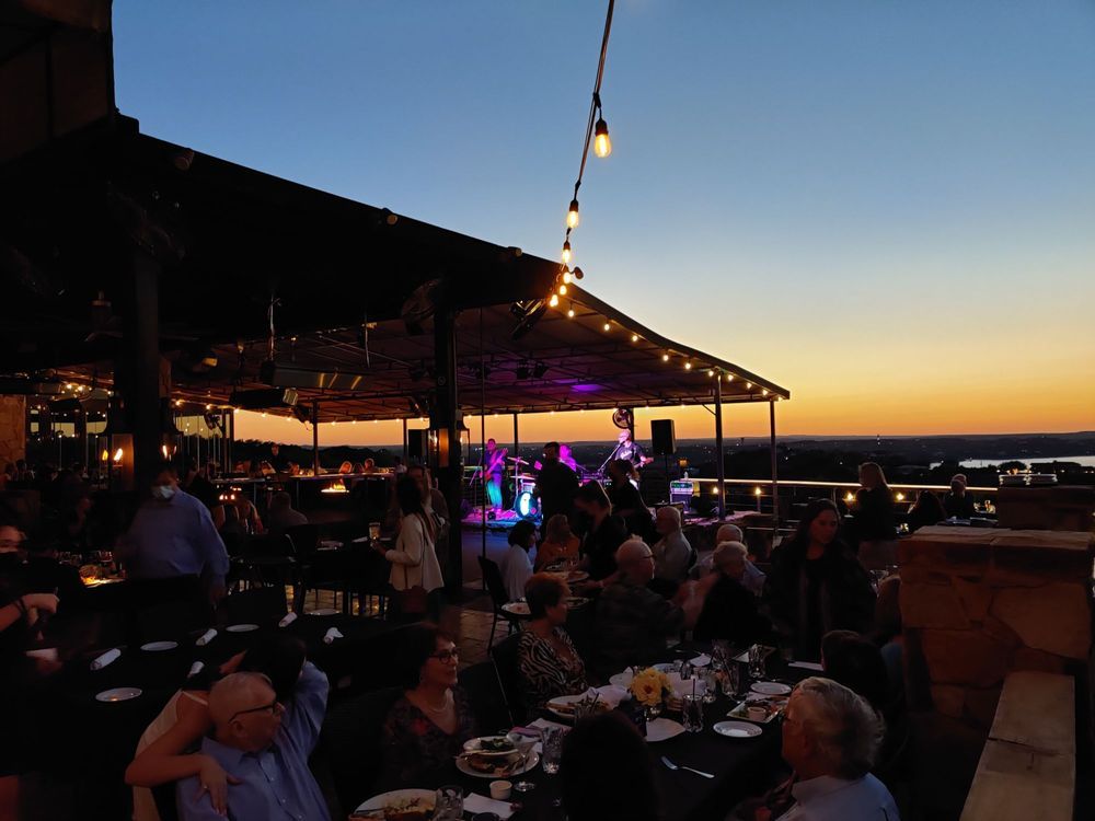 Happy Hour at Steiner Ranch Steakhouse